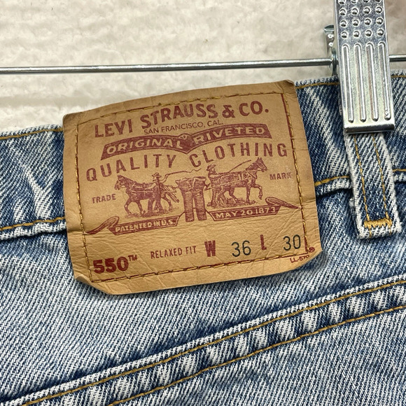 Vintage Levis 550 Jeans Mens 36x30 Blue Relaxed Fit Straight Leg Red Tab 90s - Picture 4 of 15